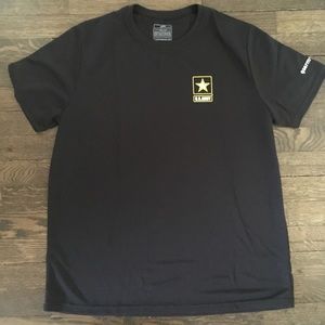 Brand new performancearmy shirt